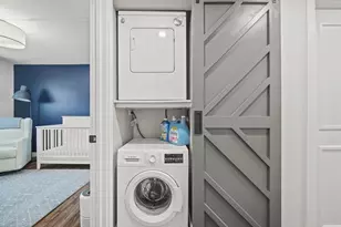 9950 Shady Ln, Orland Park, IL 60462 - Photo 12