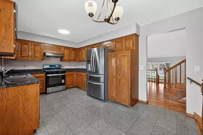 1281 Scarlet Drive, Addison, IL 60101 - Photo 12