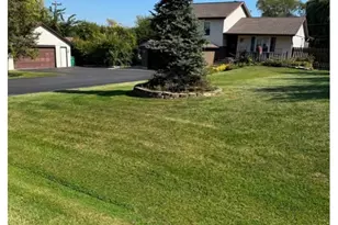 25225 N Virginia Ave N, Lake Zurich, IL 60047 - Photo 1