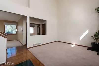 323 Mallard Lane, Sugar Grove, IL 60554 - Photo 6