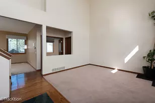 323 Mallard Ln, Sugar Grove, IL 60554 - Photo 6