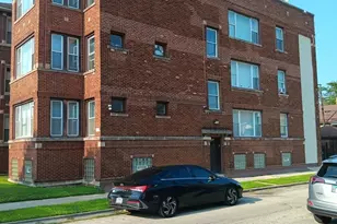 6927 S Prairie Ave, Chicago, IL 60637 - Photo 2