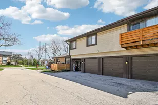 8338 Portsmouth Dr, Darien, IL 60561 - Photo 34