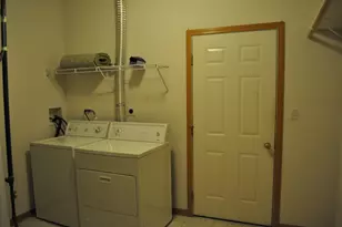 819 Genesee Dr, Naperville, IL 60563 - Photo 8