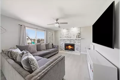 910 Shorewood Drive, Shorewood, IL 60404 - Photo 14