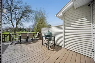 30W447 Fairway Dr, Naperville, IL 60563 - Photo 12