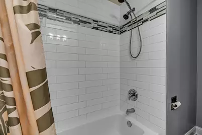 5159 N East River Road #110E, Chicago, IL 60656 - Photo 10