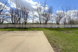 76 S 3160 Road W, Kankakee, IL 60901 - Photo 14