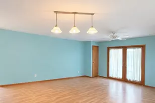 76 S 3160 Road W, Kankakee, IL 60901 - Photo 6