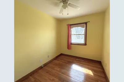 76 S 3160 Road W, Kankakee, IL 60901 - Photo 10