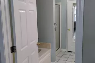 1128 Georgetown Way, Vernon Hills, IL 60061 - Photo 20