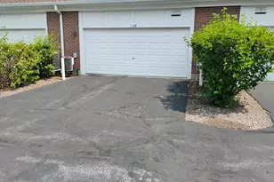 1128 Georgetown Way, Vernon Hills, IL 60061 - Photo 22