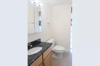 2206 S Goebbert Road #404, Arlington Heights, IL 60005 - Photo 14