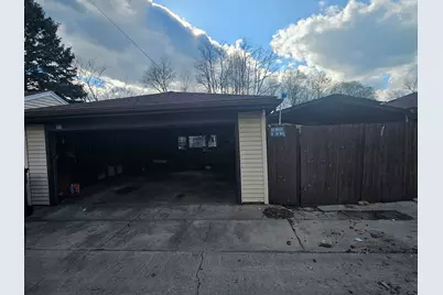 10955 S Mackinaw Avenue, Chicago, IL 60617 - Photo 16