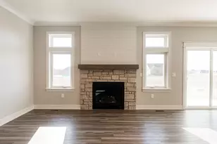 12626 Ellen Dr, Genoa, IL 60135 - Photo 6