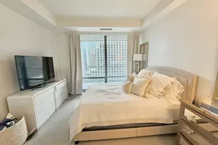 240 E Illinois St, Chicago, IL 60611 - Photo 6