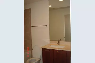 240 E Illinois Street #1805, Chicago, IL 60611 - Photo 10