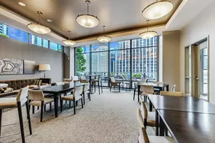 240 E Illinois St, Chicago, IL 60611 - Photo 18