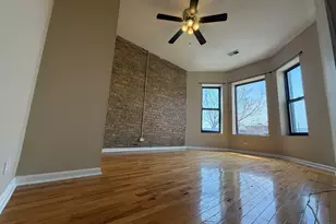 4055 S Calumet Ave, Chicago, IL 60653 - Photo 2