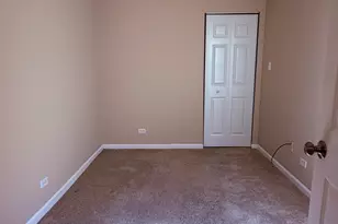 4055 S Calumet Ave, Chicago, IL 60653 - Photo 14