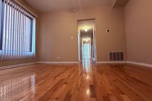 4055 S Calumet Ave, Chicago, IL 60653 - Photo 20