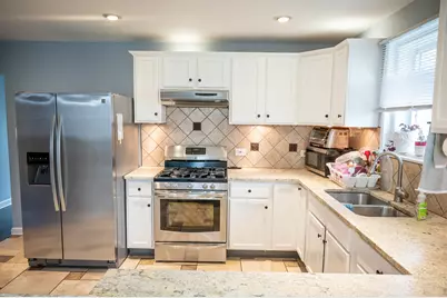 340 E Drake Avenue, Addison, IL 60101 - Photo 8