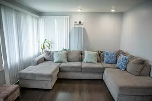 340 E Drake Ave, Addison, IL 60101 - Photo 4