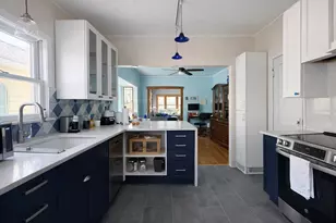 8424 Greenview Ave, Brookfield, IL 60513 - Photo 6