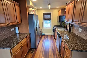 3352 W 84th St, Chicago, IL 60652 - Photo 4