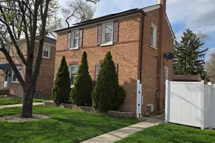 3352 W 84th St, Chicago, IL 60652 - Photo 2