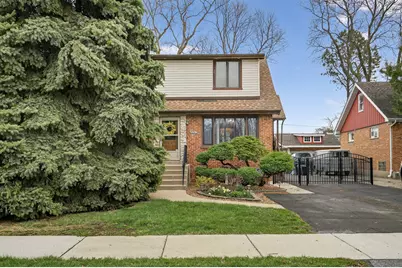 8021 S Lavergne Avenue, Burbank, IL 60459 - Photo 2