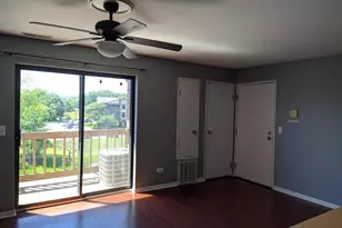 2260 Abbeywood Dr, Lisle, IL 60532 - Photo 2
