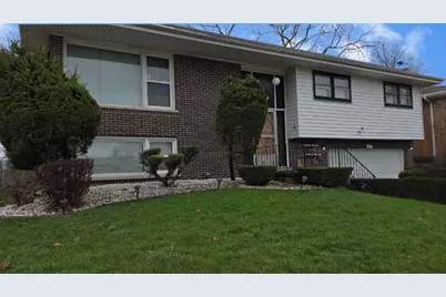 539 E 169th Street, South Holland, IL 60473 - Photo 2