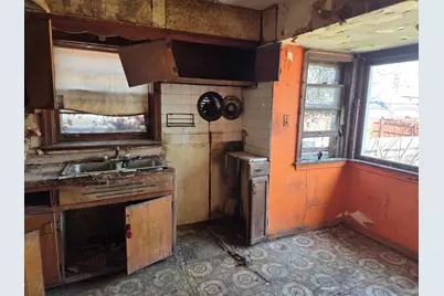 10511 S Yates Avenue, Chicago, IL 60617 - Photo 12