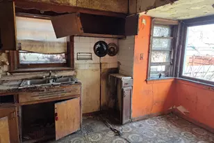 10511 S Yates Ave, Chicago, IL 60617 - Photo 12