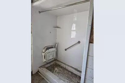 10511 S Yates Avenue, Chicago, IL 60617 - Photo 6