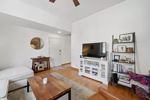 609 W Belden Ave, Chicago, IL 60614 - Photo 4