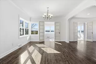 297 E Lakeview Ave, Round Lake Beach, IL 60073 - Photo 12