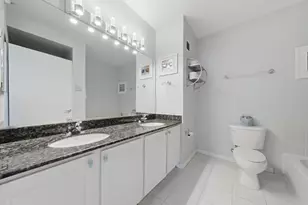 600 N Dearborn St, Chicago, IL 60654 - Photo 18