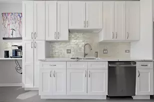 600 N Dearborn St, Chicago, IL 60654 - Photo 4