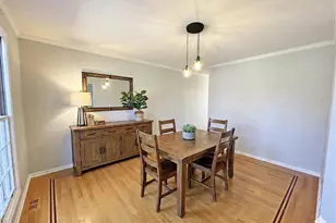 619 Lexington Square W, Gurnee, IL 60031 - Photo 4