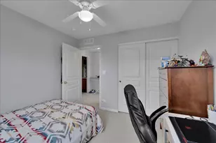 404 Belvedere Ln, Aurora, IL 60502 - Photo 24