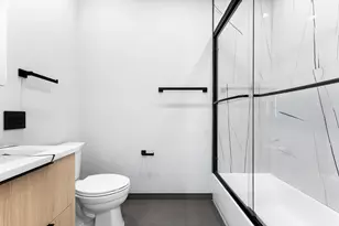 7726 N Eastlake Terrace, Chicago, IL 60626 - Photo 16