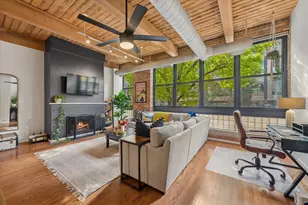 2804 N Lakewood Ave, Chicago, IL 60657 - Photo 10