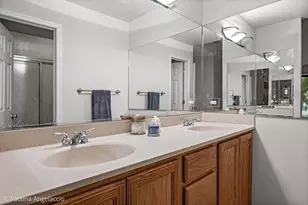 1280 Oak Hill Rd, Lake Barrington, IL 60010 - Photo 10