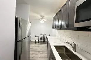 4612 N Beacon St, Chicago, IL 60640 - Photo 6