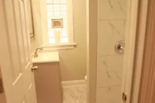 637 W 59th St, Chicago, IL 60621 - Photo 4