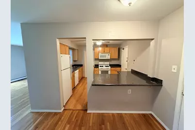 8936 Northshore Drive #104D, Des Plaines, IL 60016 - Photo 4