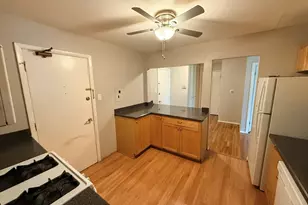 8936 Northshore Dr, Des Plaines, IL 60016 - Photo 6