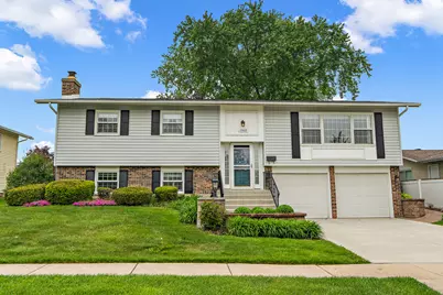 15422 Ridgeland Avenue, Oak Forest, IL 60452 - Photo 2